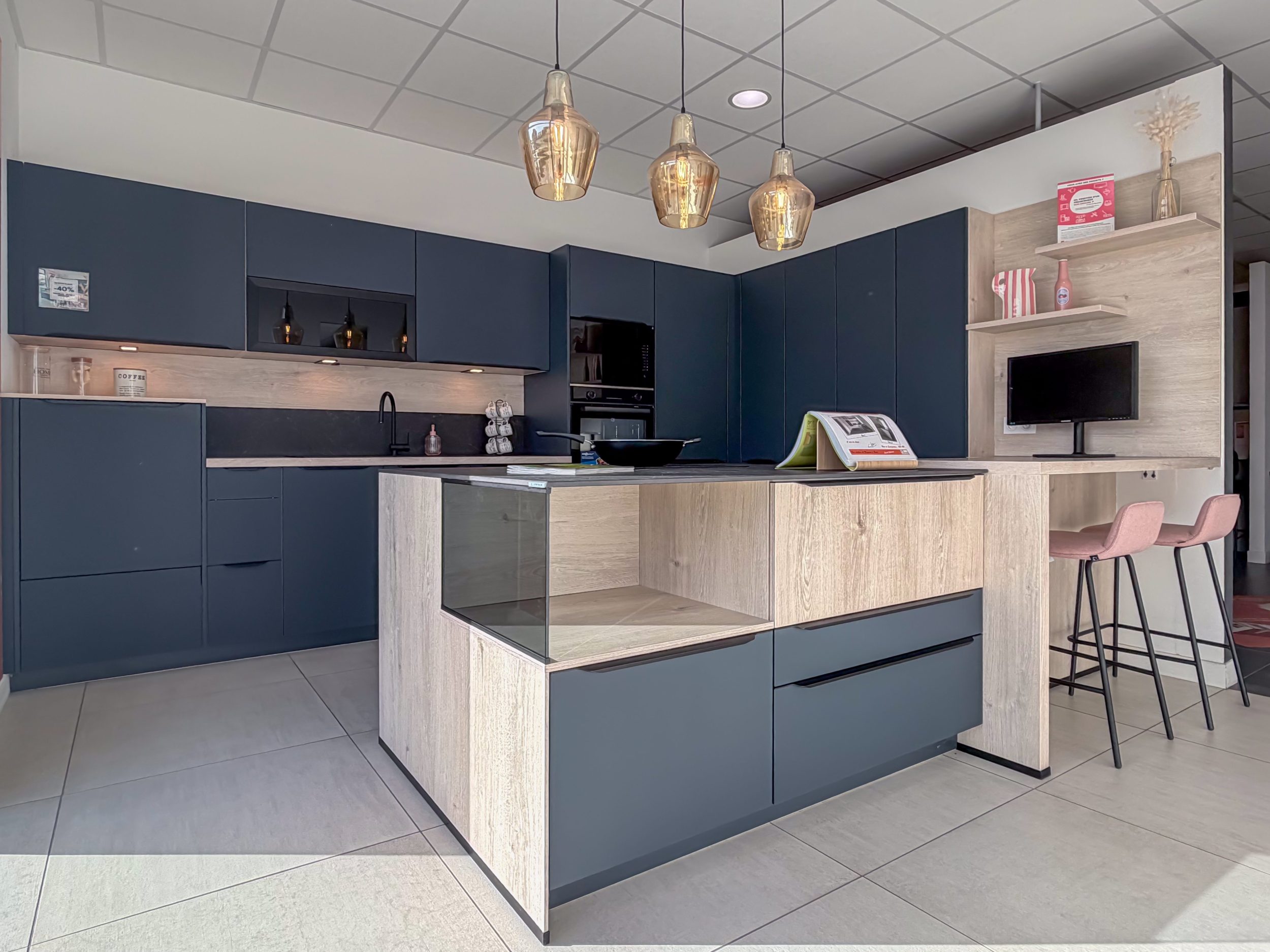 Cuisine Bleu Fjord Ploudaniel – Brit Cuisines